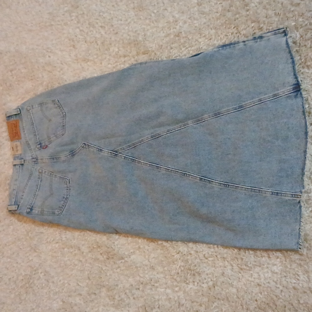NWT LEVIS LONG ICON DENIM SKIRT - Picture 5 of 8